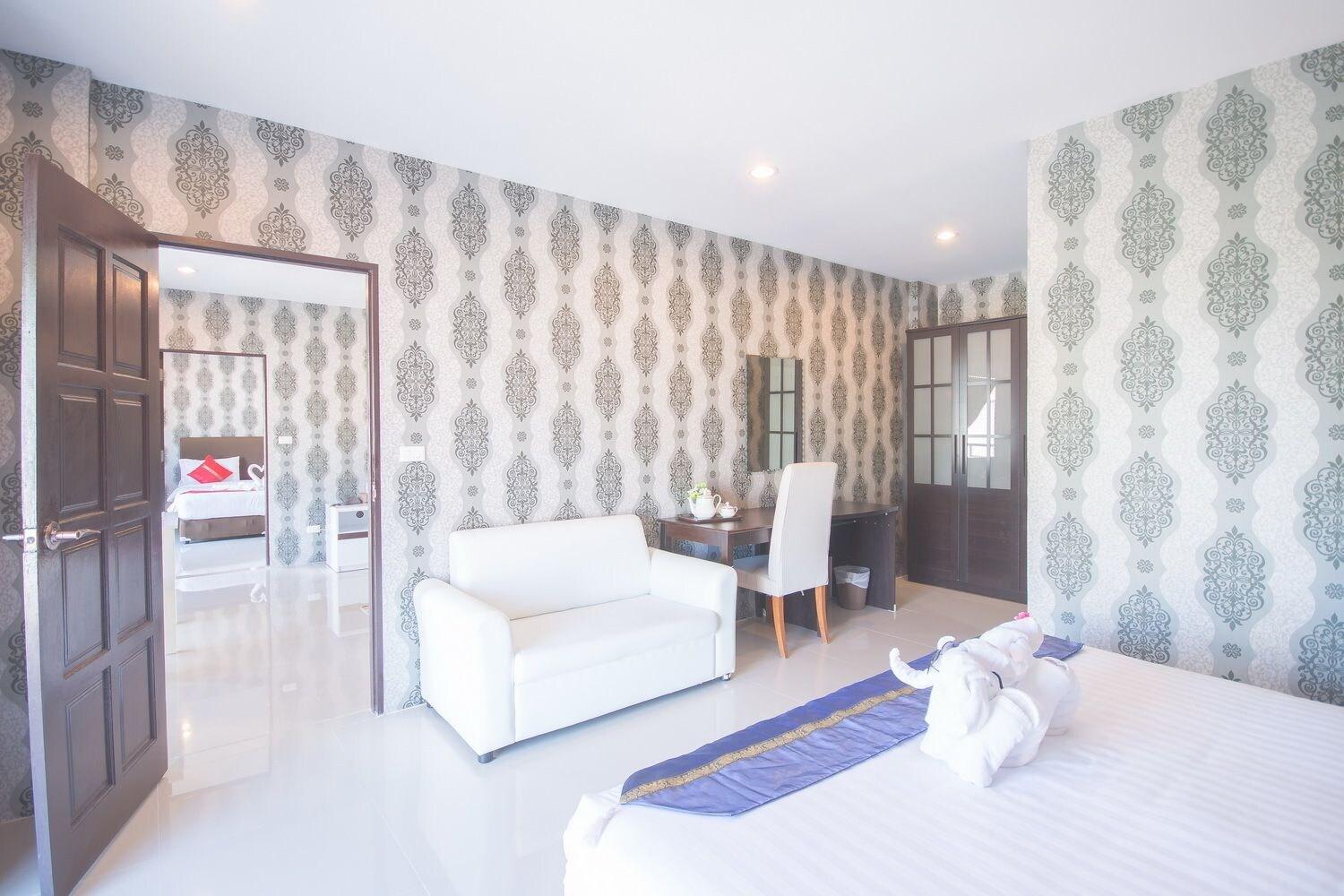 Only Blue Hotel Patong Экстерьер фото
