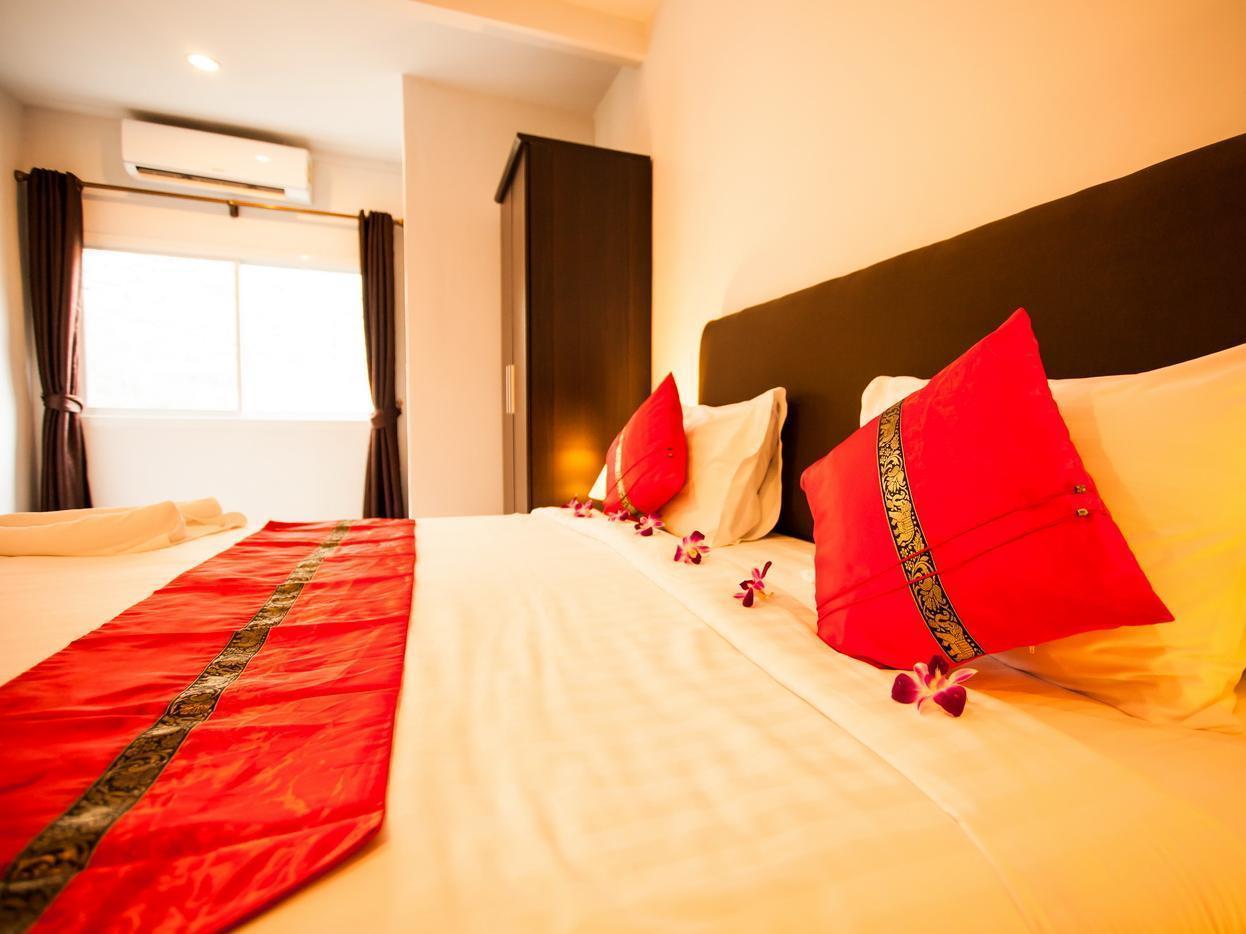 Only Blue Hotel Patong Экстерьер фото