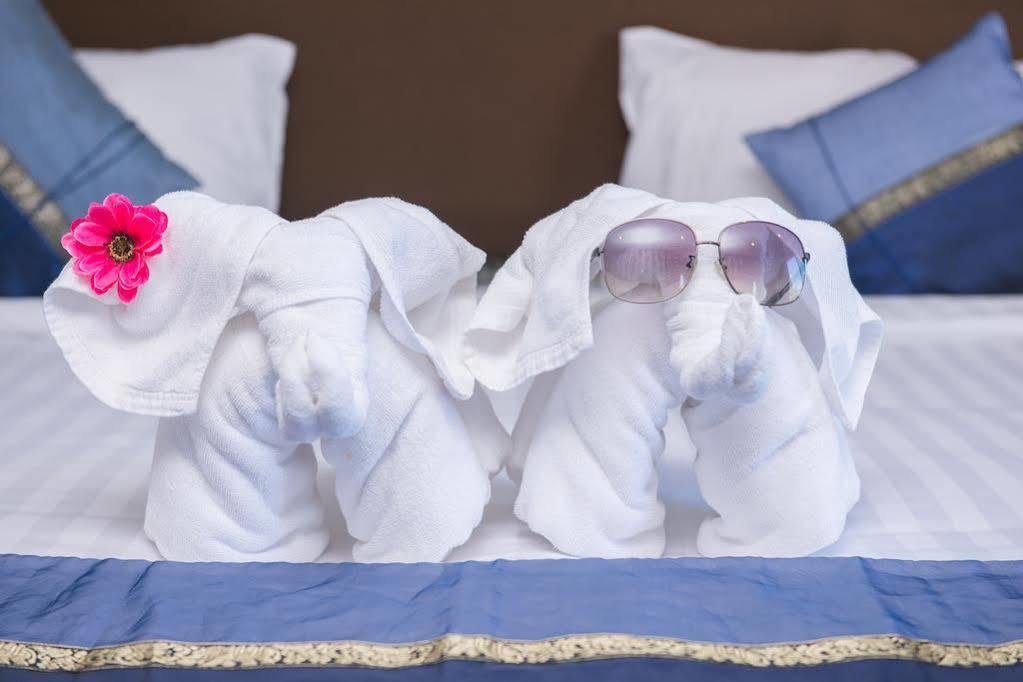 Only Blue Hotel Patong Экстерьер фото