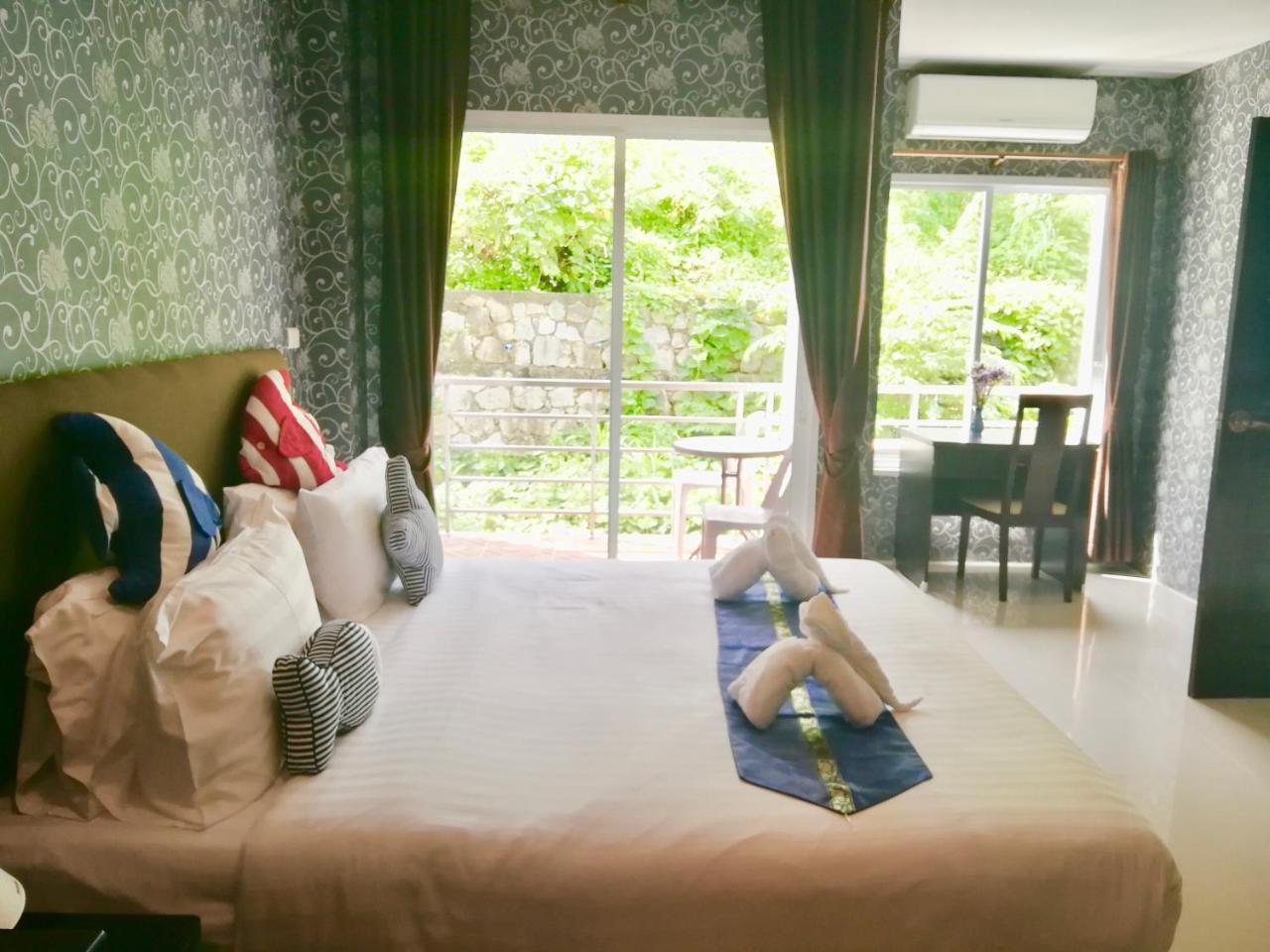 Only Blue Hotel Patong Экстерьер фото